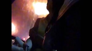 Evil Angel의 유혹하는 Chloe Cherry와 털이 많은 비디오 마사지 분출