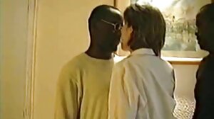 Porn World의 열정적인 Rebecca 미녀 포르노 Volpetti와 함께하는 선교 현장