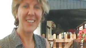 악마의 영화에서 열정적 니콜 키드먼 포르노 인 Skylar Vox와 섹시한중년여성 영화