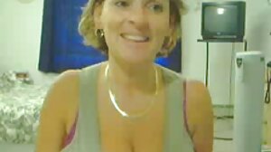 Evil Angel에서 Leah Winters를 이모 포르노 유혹하는 리버스 카우걸 뱅