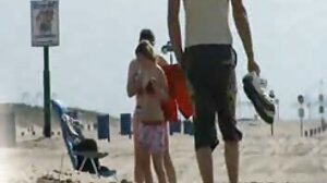 Tug Pass에서 섹시한 Sadie Holmes와 여동생 포르노 작은 가슴 smut