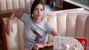 18 VideoZ의 섹시한 Wendy와 함께하는 섹스 미시 포르노 토이 비디오